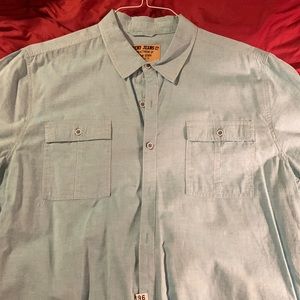 Seven7 Jeans Co. shortsleeved button down shirt
